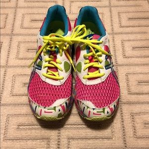 ASICS gel noosa neon sneaker